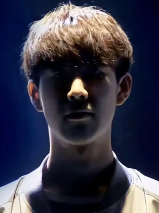 V5官宣教练NoFe&Zero加盟