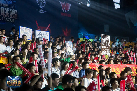 创造记录！FNC连续八年晋级全球总决赛，历史第一